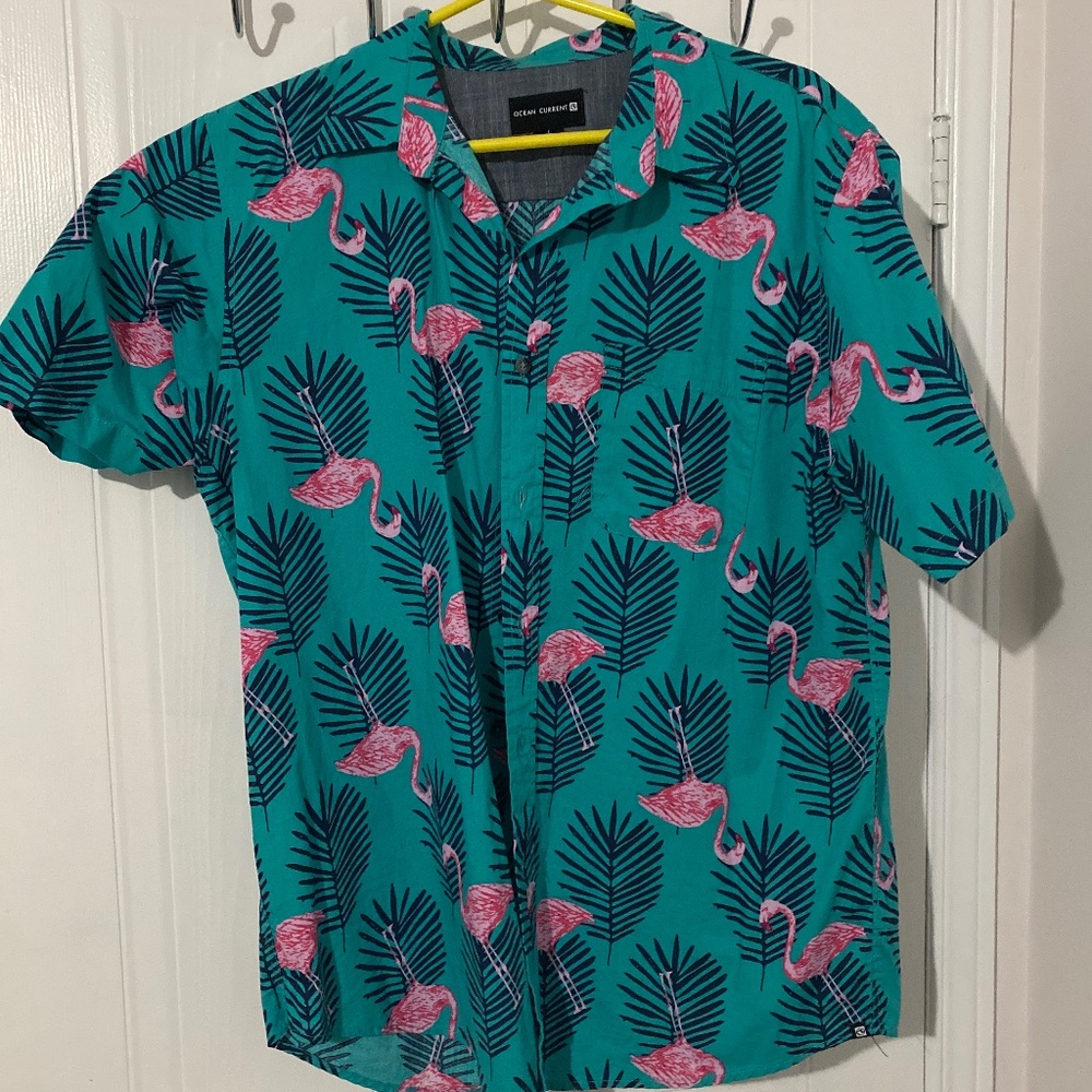 Green Hawaiian shirt with Flamingos on it !!